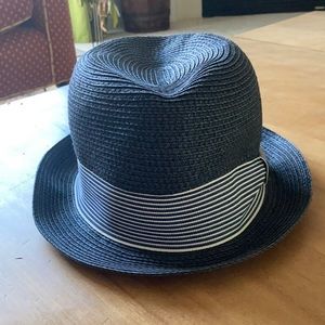 Banana Republic paper fedora